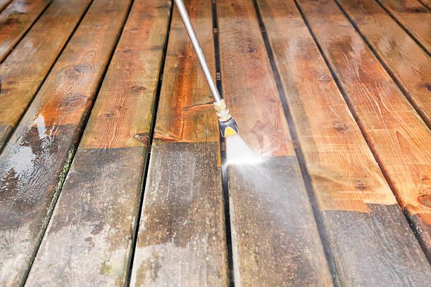 Best Window and Screen Pressure Cleaning in Lusk, WY